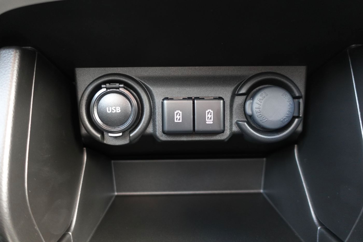 Fahrzeugabbildung Suzuki Swift Comfort+ 1.2 MildHybrid ,Navi,Kamera,Sitzh