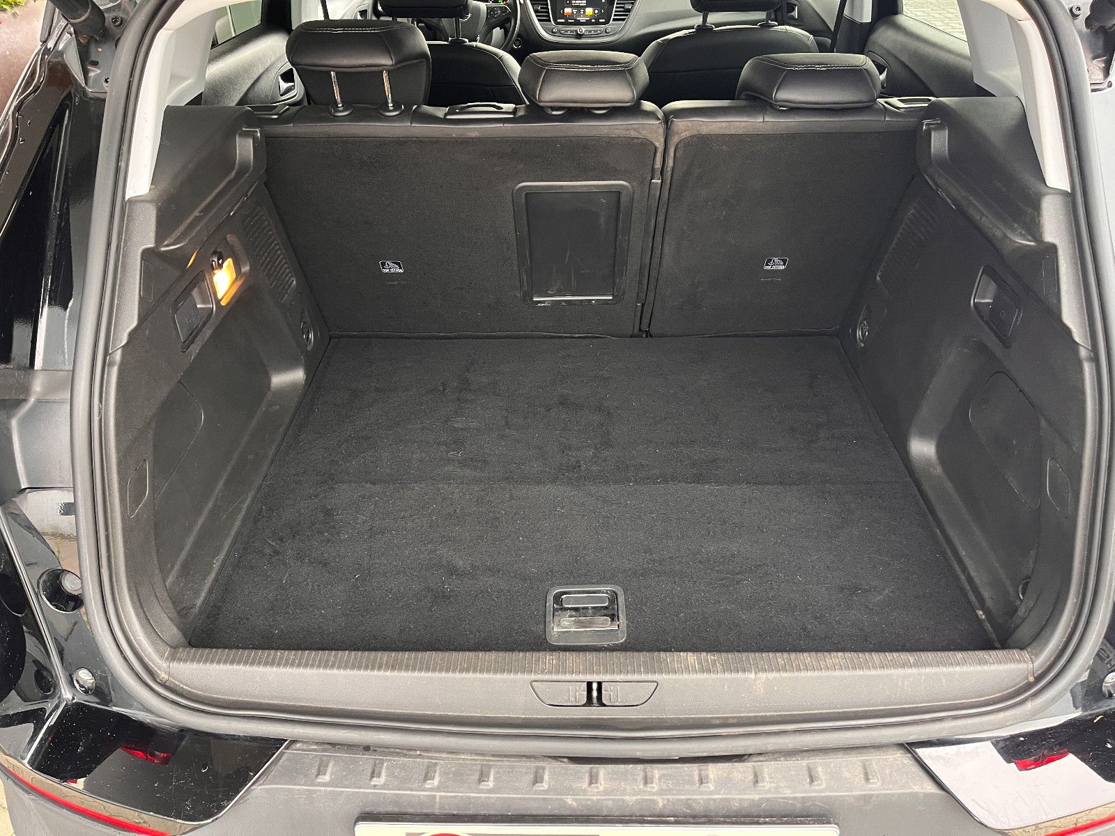Fahrzeugabbildung Opel Grandland (X) Ultimate 1.6 Hybrid