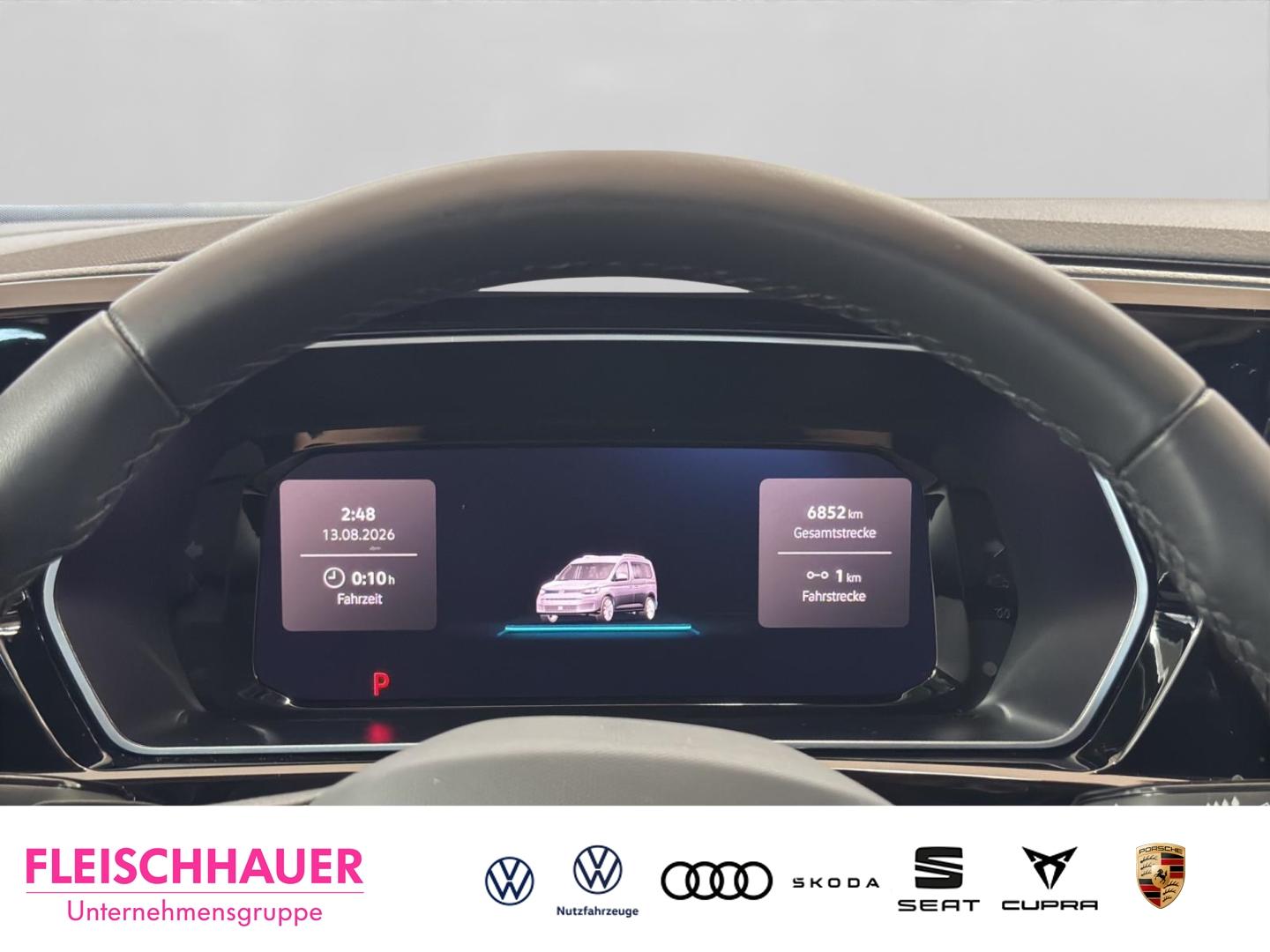 Volkswagen Caddy Maxi Style eHybrid NAVI LED 7-sitzer Garan