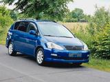 Toyota Avensis Verso 2.0 D-4D Klima - Toyota Avensis Verso mit Diesel-Antrieb