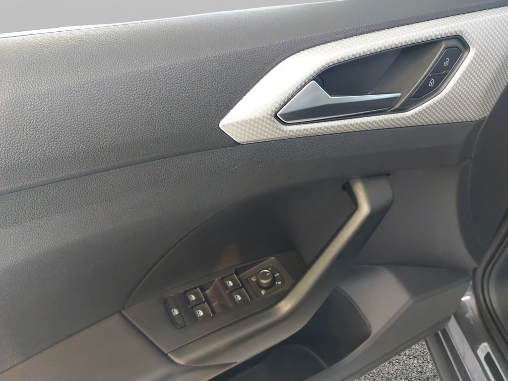 Fahrzeugabbildung Volkswagen T-Cross 1.0 TSI  Life Navi ACC