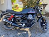 Moto Guzzi V7 Stone Special Edition - Moto Guzzi V7 Special Edition