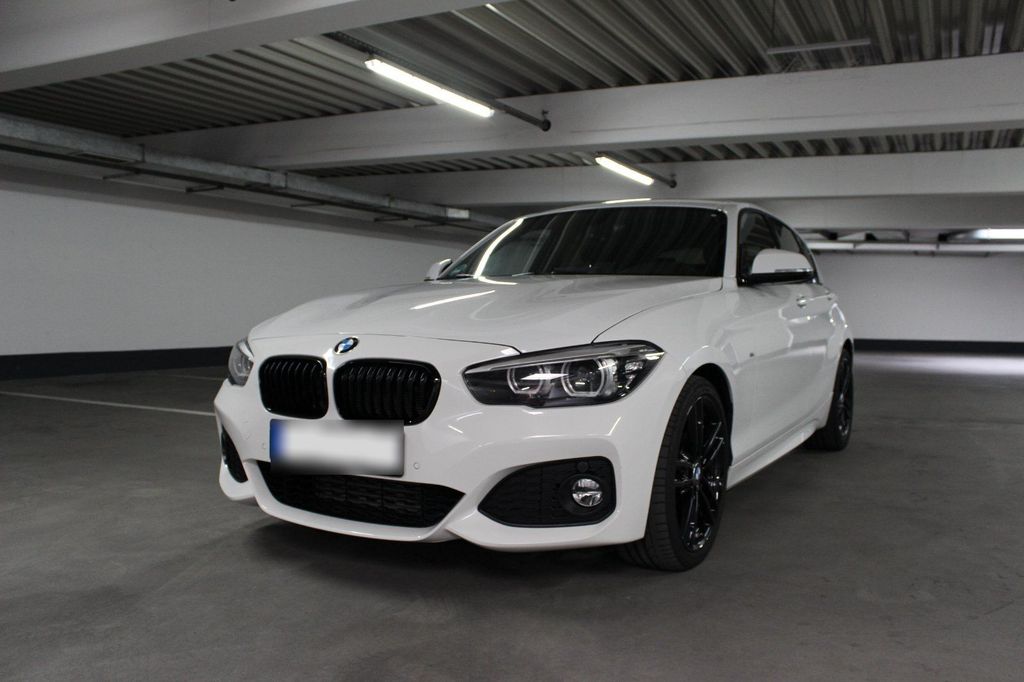 Image of BMW 120