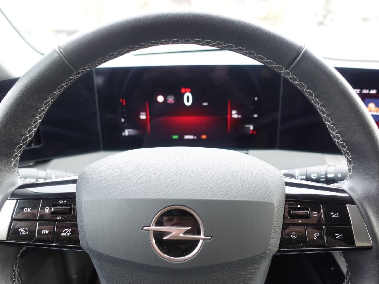 Fahrzeugabbildung Opel Astra L 1,2 Business Elegance