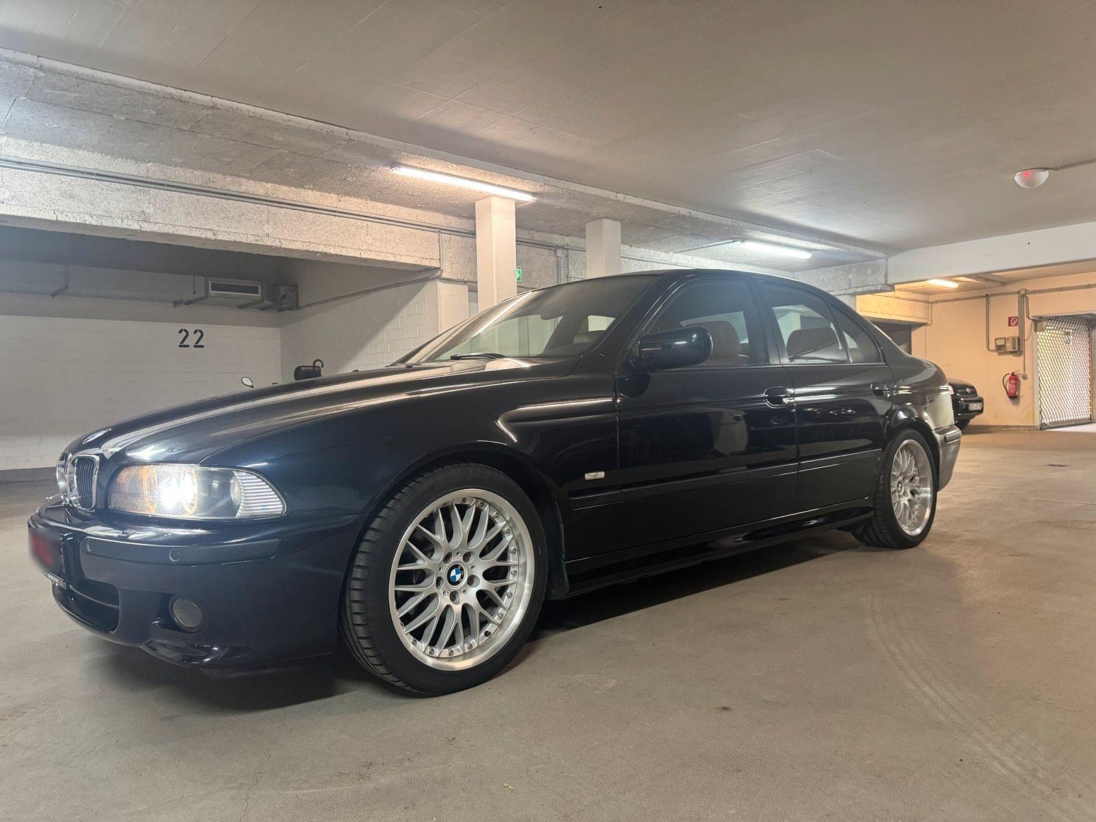 BMW 520
