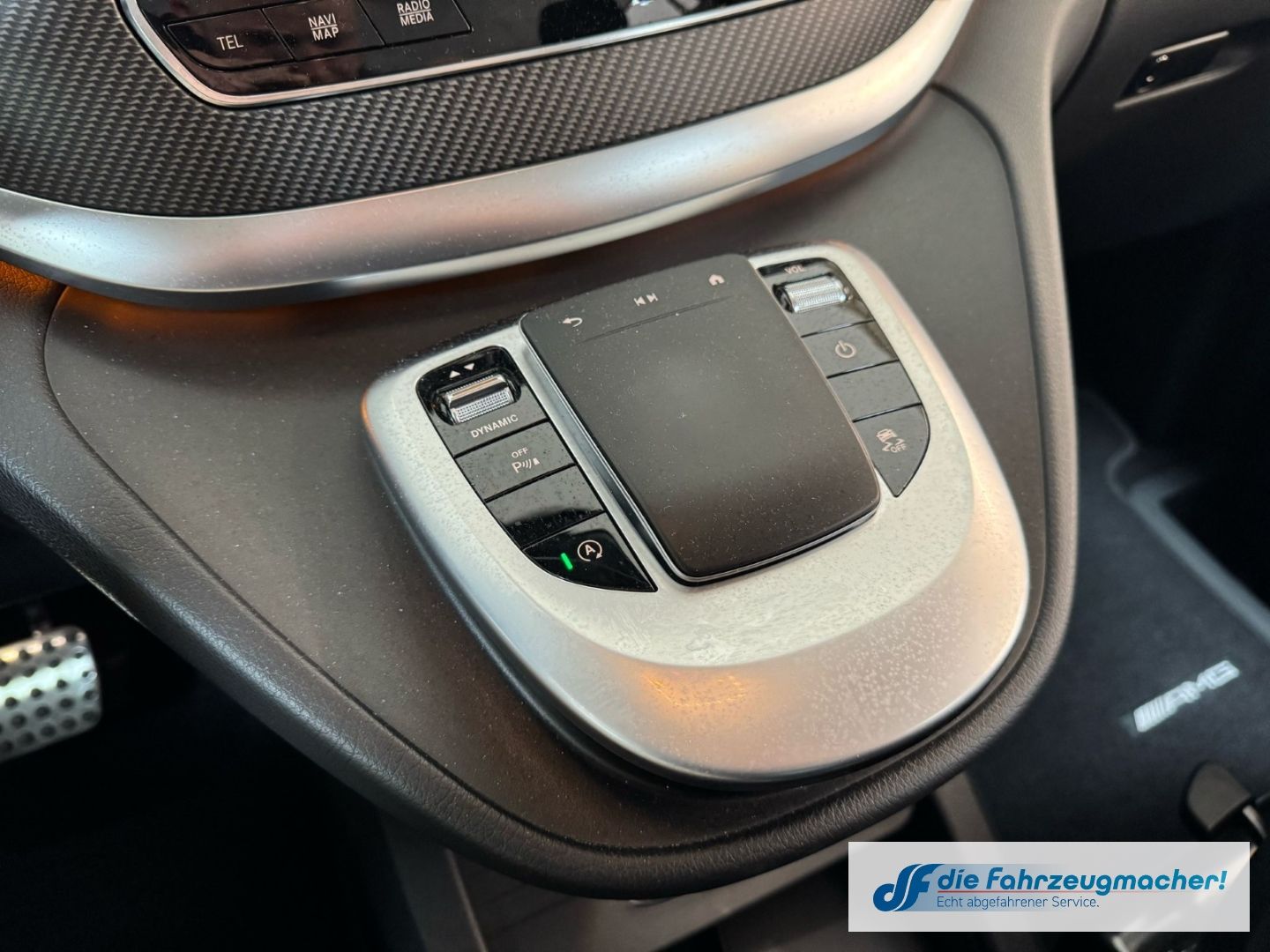 Fahrzeugabbildung Mercedes-Benz V 300 -Klasse  EDITION 2020 4MATIC lang AMG AHK-