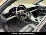 Porsche Taycan BOSE 20-Zoll Rückfahrkamera Sport Chrono - weiße Porsche Taycan