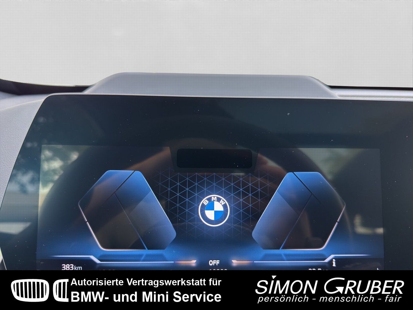 Fahrzeugabbildung BMW X1 xDrive23i M Sport Pro Pano HUD H&K Leder AHK