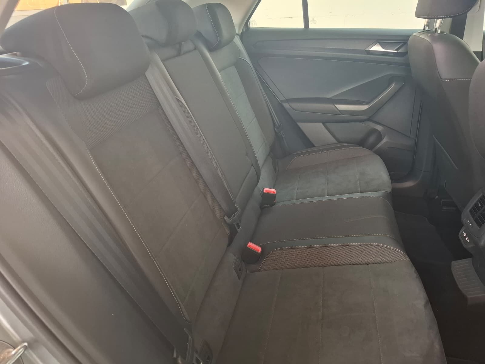 Fahrzeugabbildung Volkswagen T-Roc Style 1,5 TSI DSG +Kamera+ AHK+ ACC + Navi