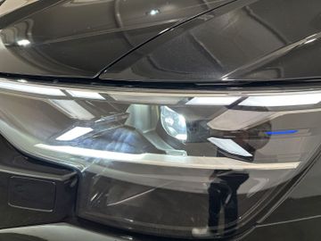 Audi Q8 - 6