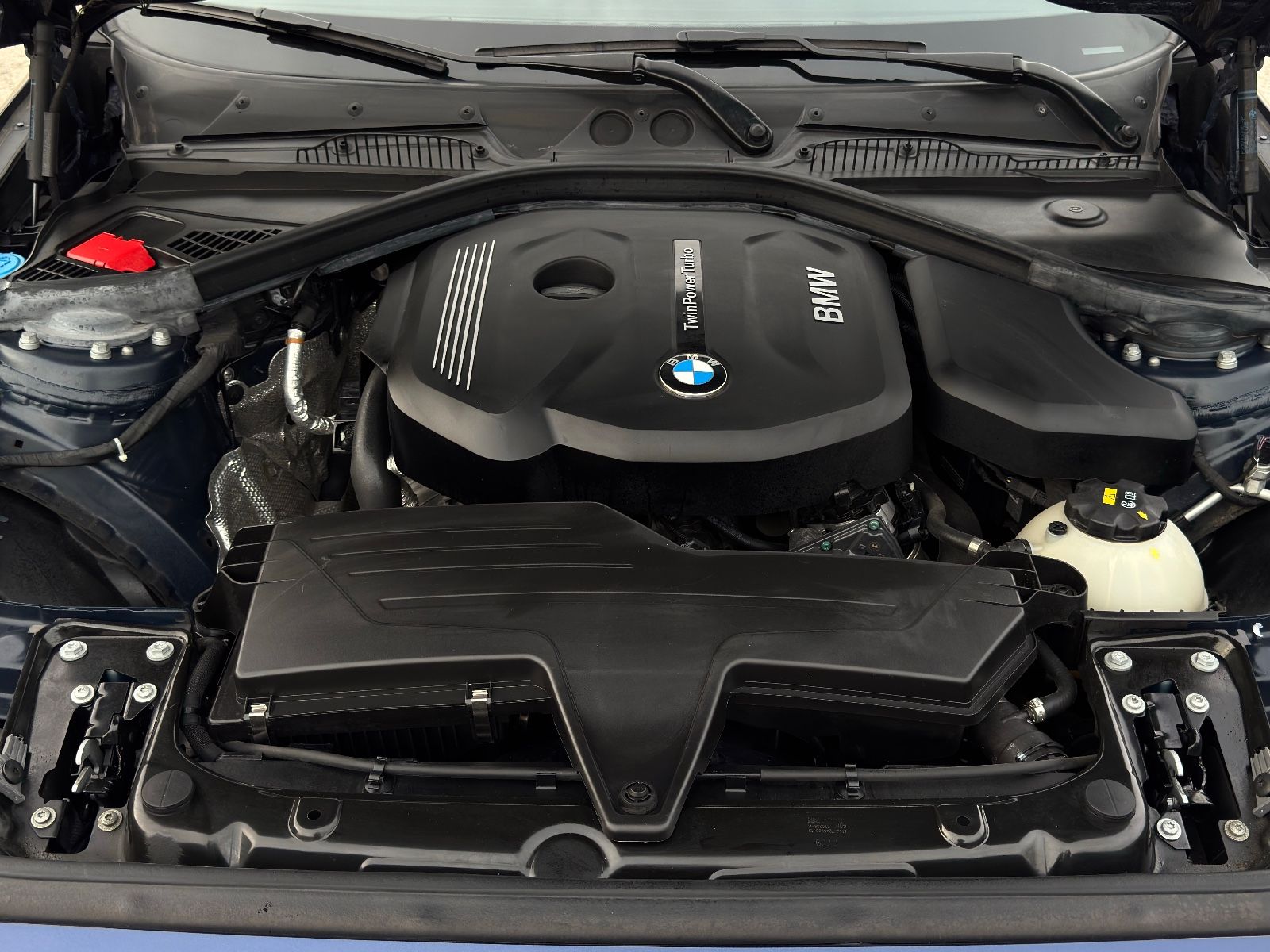 Fahrzeugabbildung BMW 118i Advantage SHZ PDC Temp. Lim. LED 2Z-Klima