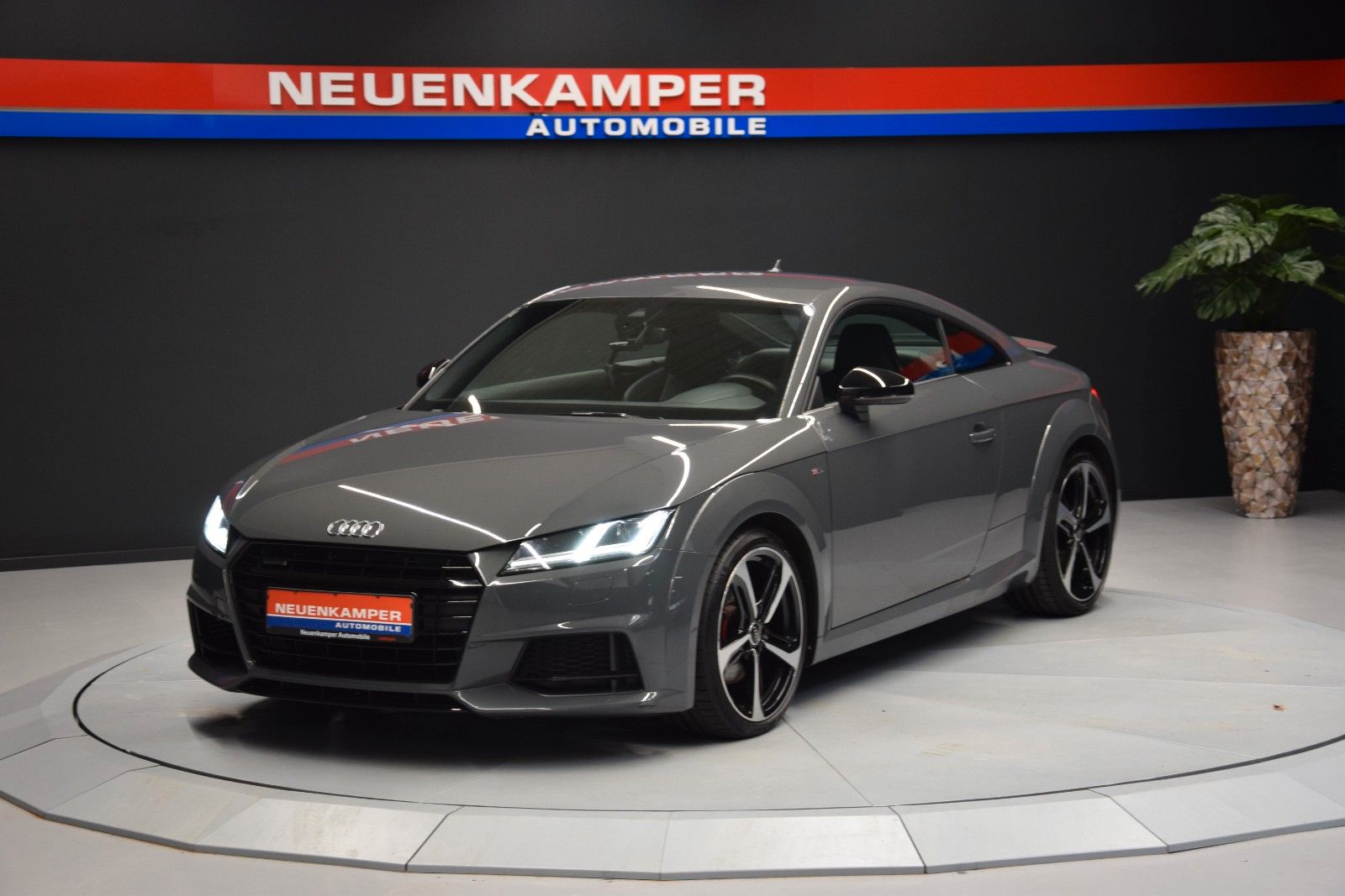Fahrzeugabbildung Audi TT Coupe 2.0 TFSI quattro competition *No OPF*