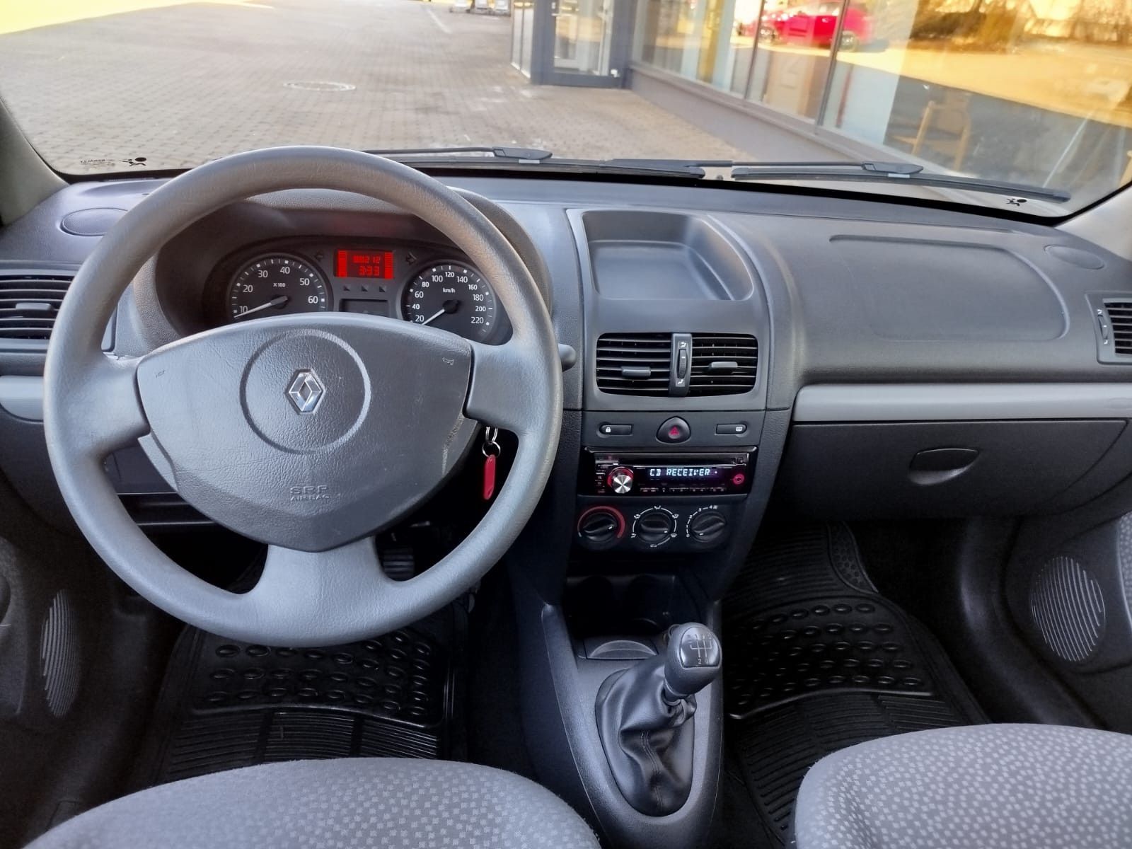 Fahrzeugabbildung Renault Clio II Campus Authentique