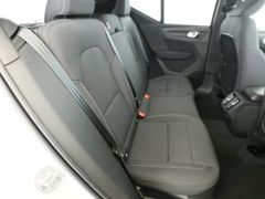 Fahrzeugabbildung Volvo XC40 T3 Autom. Momentum Pro*NAVI*LED*Qi*AHK