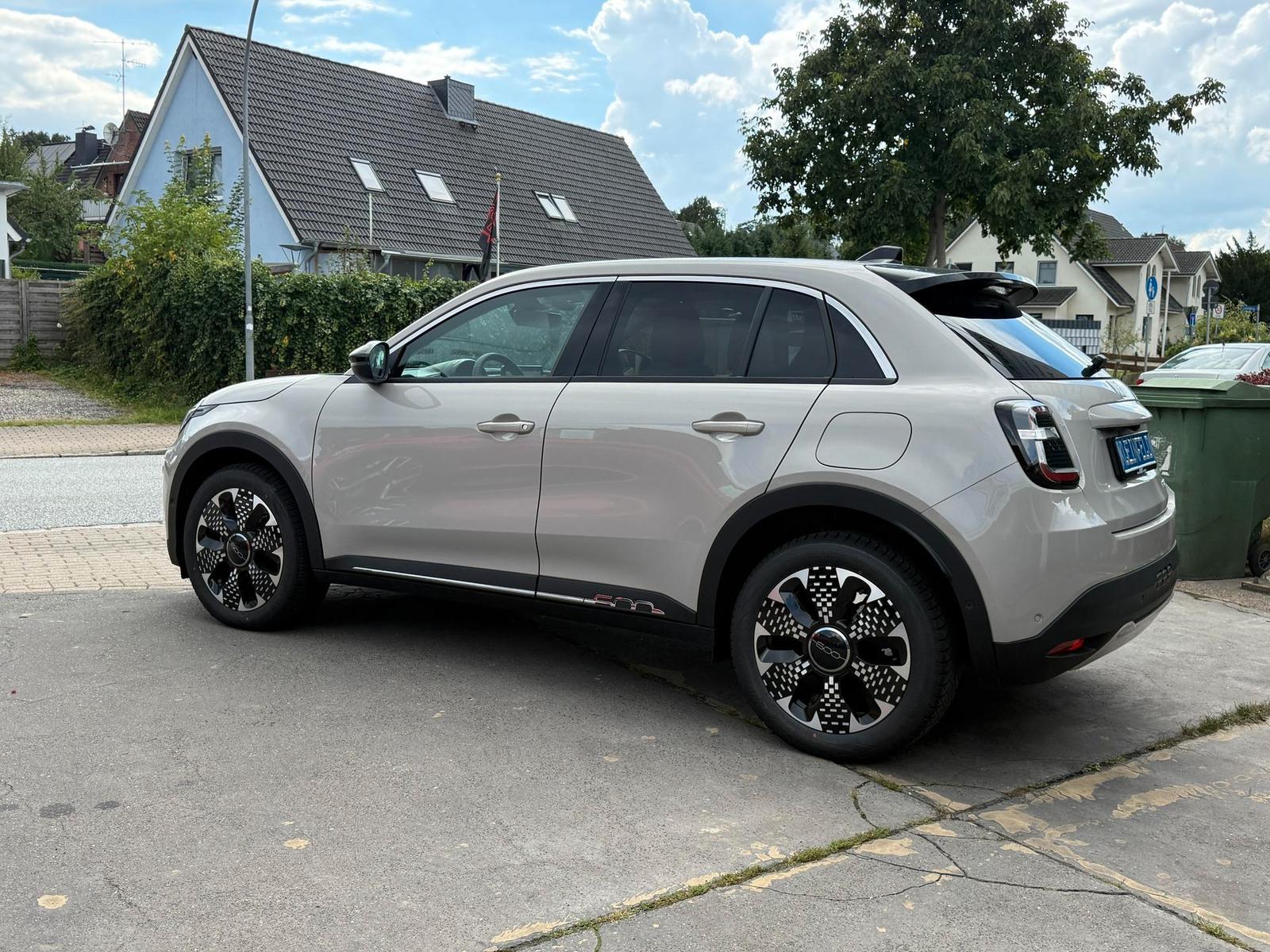 Fiat 600 1.2 Mild-Hybrid "La Prima" LED-Nav-AHK-SH...