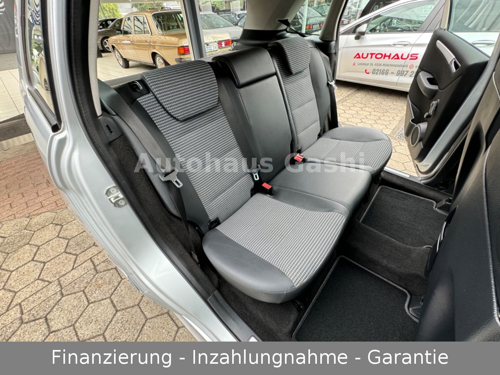 Fahrzeugabbildung Mercedes-Benz B-180CDI*Avantgarde-Sport*Tempomat*Leder*AHK