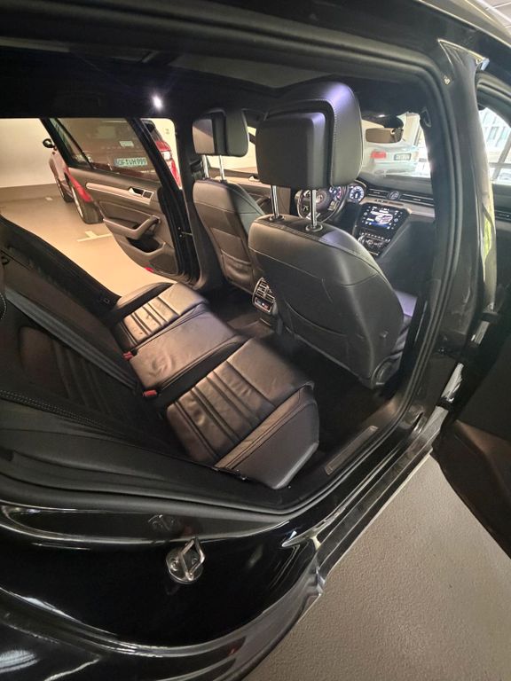 Image of Volkswagen Passat