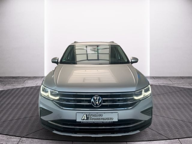Fahrzeugabbildung Volkswagen Tiguan 2,0 l TDI ELEGANCE NAVI IQ-LIGHT LEDER AC