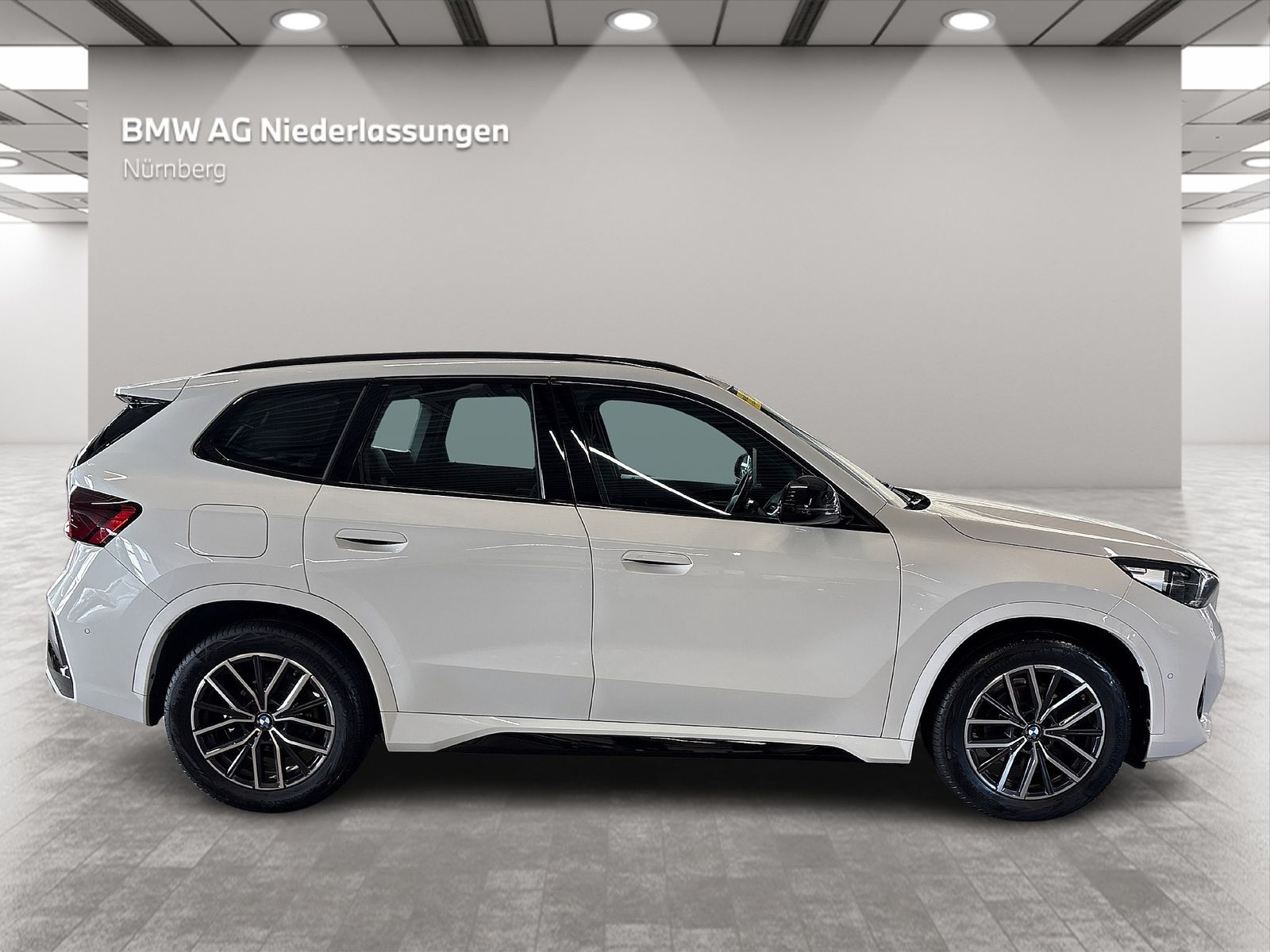 BMW X1 sDrive18d AHK Kamera Abstandstempomat LED foto 2