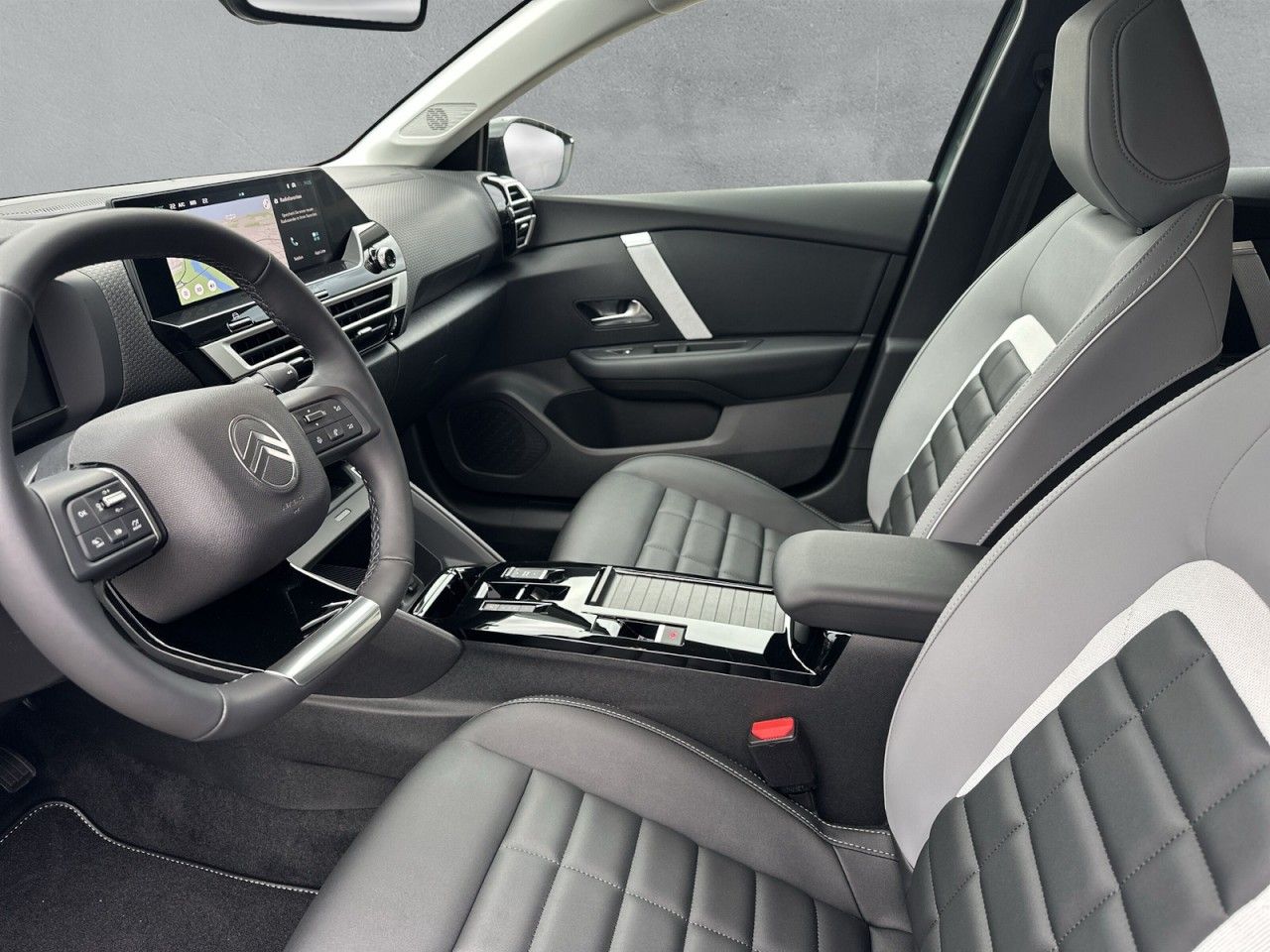 Fahrzeugabbildung Citroën C4 Benziner 130 Automatik MAX