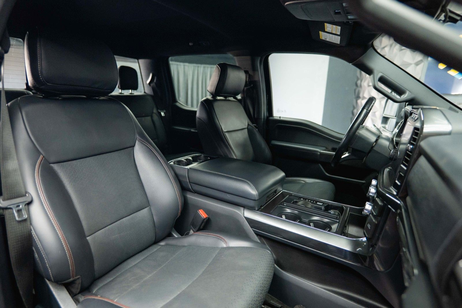 Fahrzeugabbildung Ford F150 5.0L V8 4x4 SuperCrew Longbed RAPTOR 19%