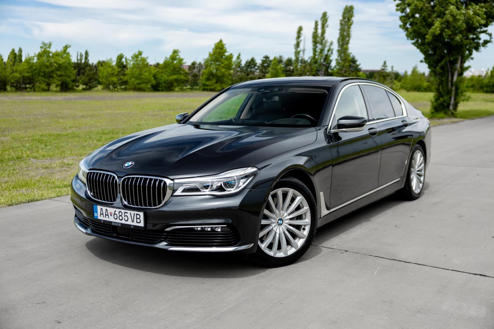 BMW 730 7 730 d xDrive, HUD,AHK, CAM, Keyless