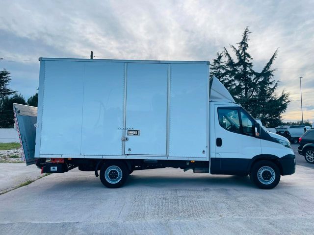 Iveco Daily 35-120 CASSA RIGIDA CON SPONDA IDRAU