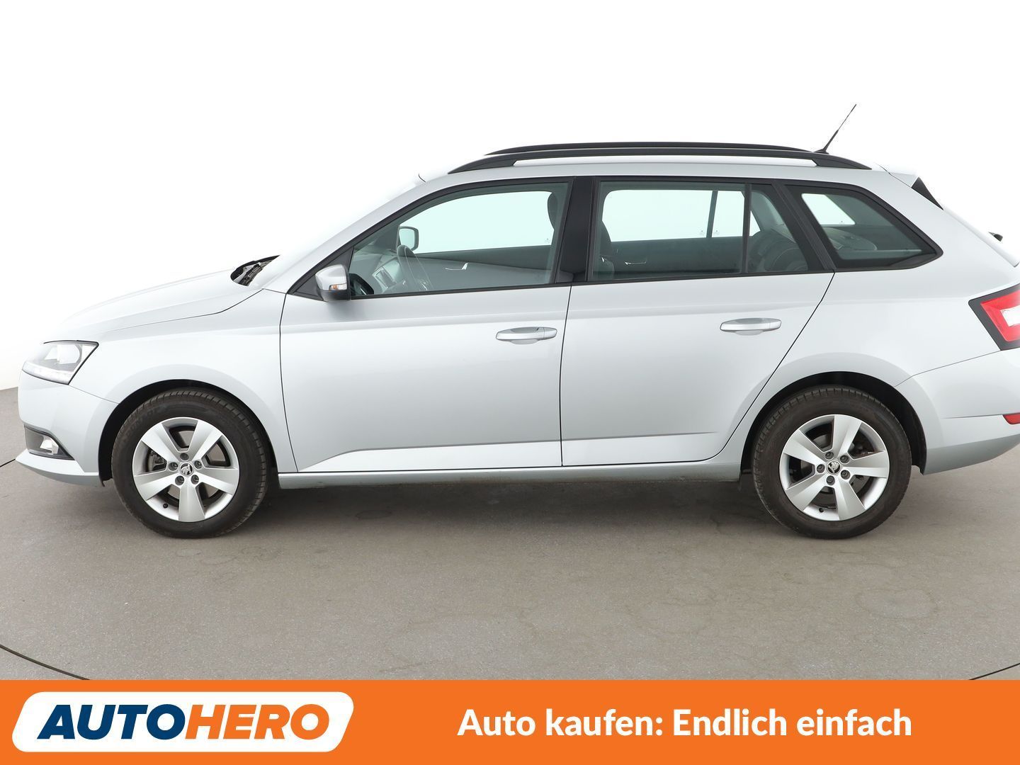 Skoda Fabia 1.0 TSI Style*NAVI*TEMPO*CAM*PDC*SHZ* imagem 3