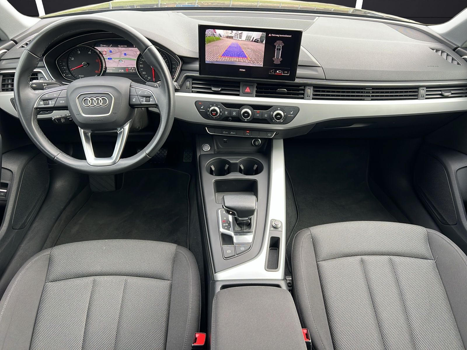 Fahrzeugabbildung Audi A4 Avant 35 TDI S-tronic AHK Navi ACC PDC SH