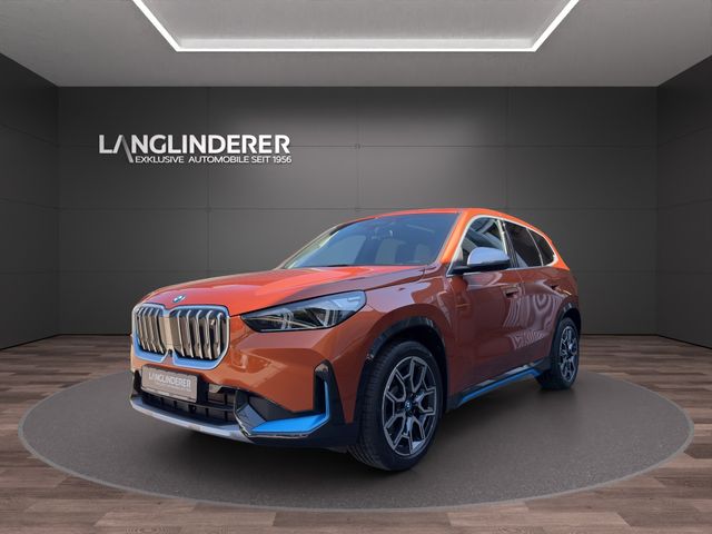 BMW iX1 xDrive30 xLine NP 69.869,-