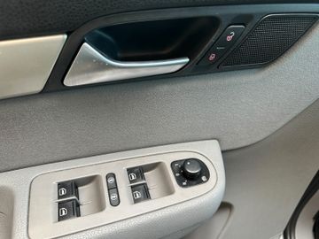 MYAUTOCENTER – Gebraucht- und Jahreswagen mit Werkstattservice in Pfaffenhofen Seat Alhambra *7Sitzer*AHK*TEMPO*NAVI*2-Zonen*
