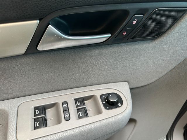 MYAUTOCENTER – Gebraucht- und Jahreswagen mit Werkstattservice in Pfaffenhofen Seat Alhambra *7Sitzer*AHK*TEMPO*NAVI*2-Zonen*
