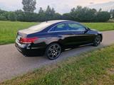 Mercedes-Benz E500 Coupé V8 AMG 408 PS Vollausstattung  - Mercedes-Benz E 500 von privat