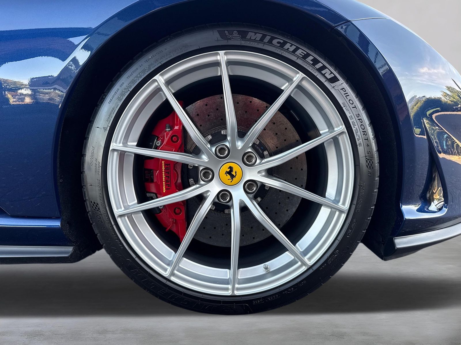Ferrari 812 GTS *Lift*Karbon*Embleme*Daytona* foto 12