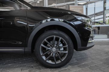 Bild 6 DFSK Fengon 5 Automatic Navi Pano Klima BT USB