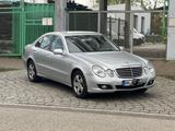 Mercedes-Benz E 200 KOMPRESSOR CLASSIC Classic - Mercedes-Benz E-Klasse: Classic