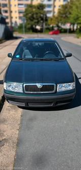 Skoda Octavia 1.6 Benziner  TÜV bis 10/2026 - gebrauchte Skoda Octavia aus dem Jahr 2001