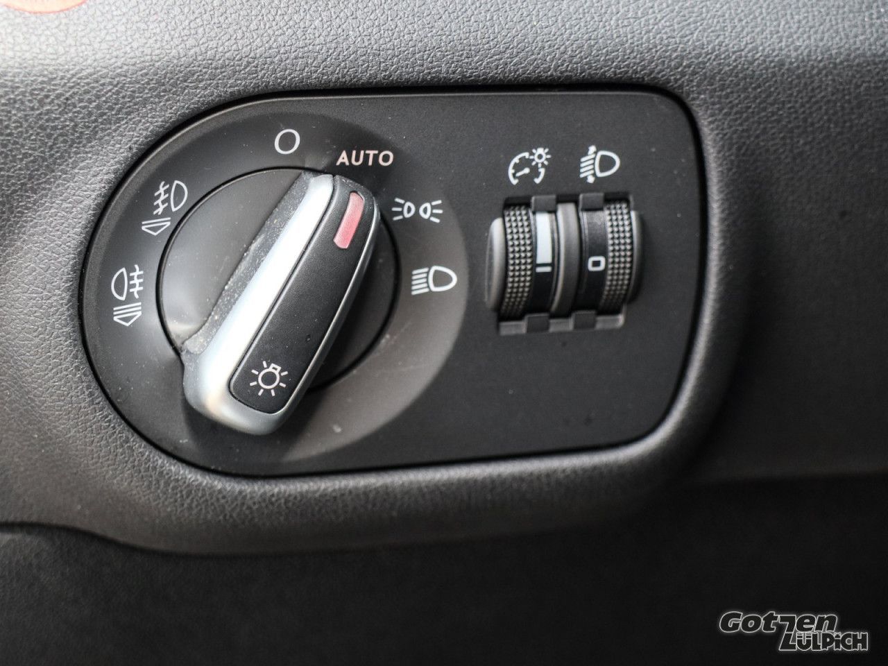 Fahrzeugabbildung Audi A1 Sportback 1,4TSI sport Klima Sitzheizung PDC