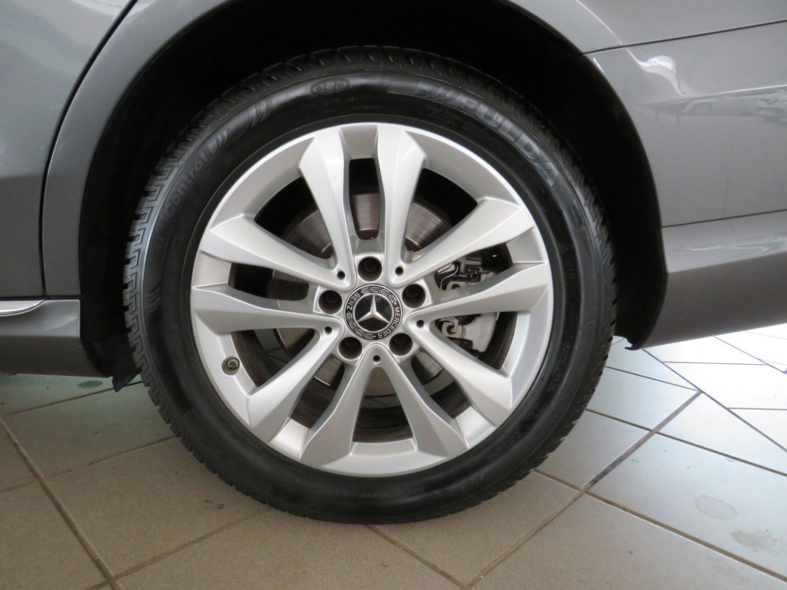 Fahrzeugabbildung Mercedes-Benz C 220 T d*9G TR*LED*CAM*Distronic*Standheizung*