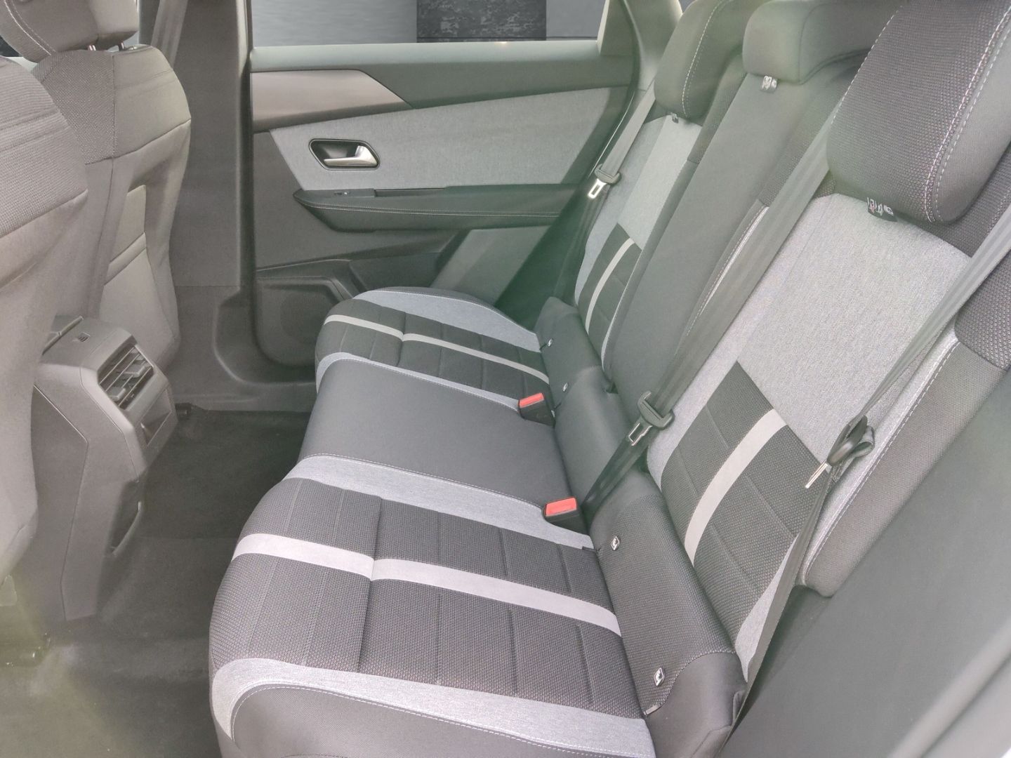 Opel Grandland (X) - Bild 9