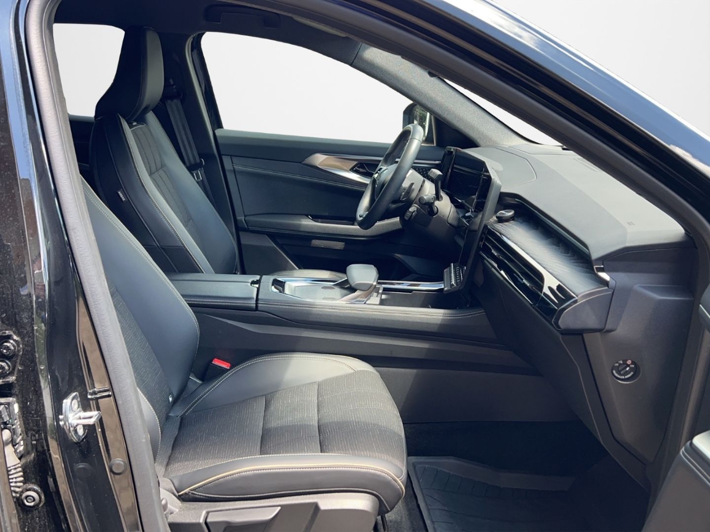 Fahrzeugabbildung Renault Austral Iconic 1.2 E-TECH Hybrid 200  Navi Matri