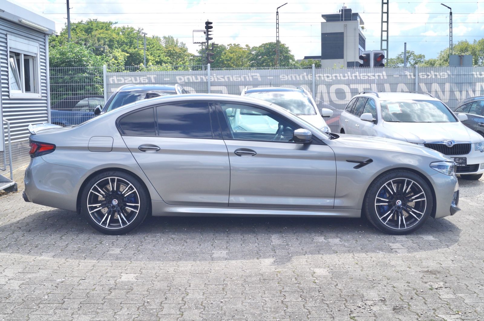 Fahrzeugabbildung BMW M5*AKRAPOVIC ANLAGE+CARBON+MOD.2019