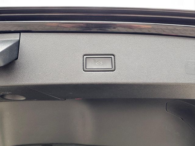 T-Roc R-Line 2.0 TSI DSG 4M ACC/AHK/LED/NAVI/RFK