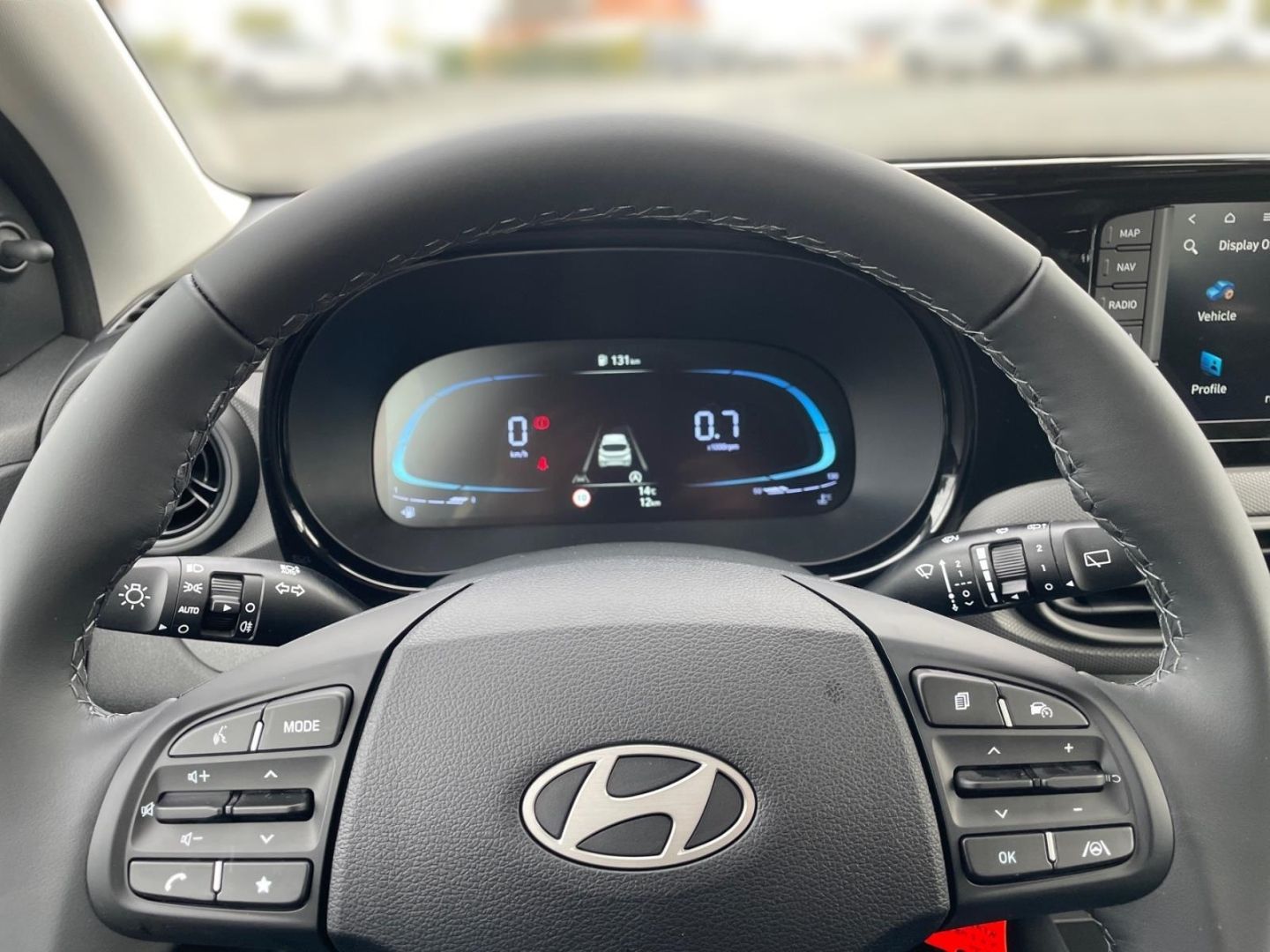 Fahrzeugabbildung Hyundai i10 1.0 Select  Navigation Rückfahrkamera Parkse