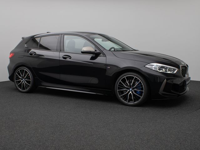 Foto Nummer 4: BMW 135i