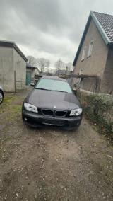 BMW 118d Diesel schwarz mit Angel eyes - BMW: Angel Eyes
