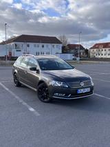 Volkswagen Passat 1.4 TSI Comfortline BlueMotion Tech C... - mit Benzin-Antrieb: Braun, Alcantara, Kombi, mit Klimaanlage