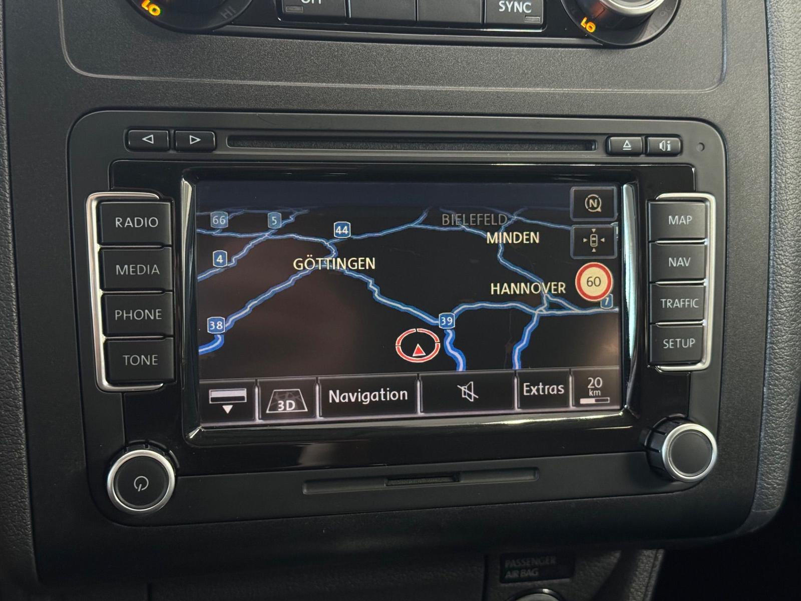 Volkswagen Caddy Maxi DSG Highline Rollstuhlgerecht-Rampe