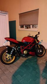 Ducati Streetfighter 1098s - Offers matching your search criteria