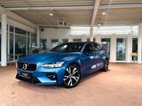 Volvo V60 T5 RDesign Navi Pano Cam AHK Blis Headup - Volvo: R